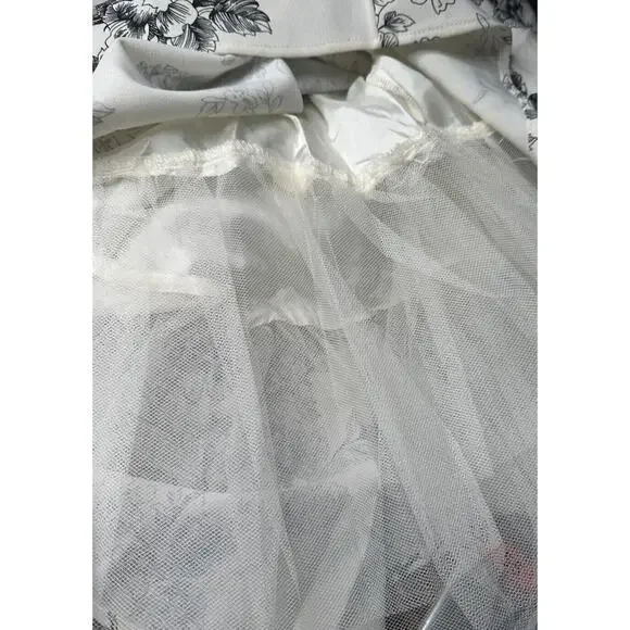 Y2K B Smart Black White Floral Print Halter Sundress V Neck Full Skirt Size 7/8 - Picture 9 of 9